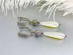 Author's Work New Women's Earrings, Natural Stone Mother of Pearl, Jewelry