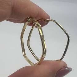 Elegant gold earrings in Hexagonal shape design, lightweight and stylish