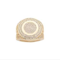 Stylish elegant ring fits all outfits and occasions, adding a luxurious touch.