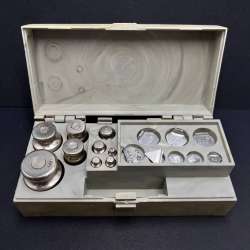1987 USSR Vintage Steel Scale Weights Set with Box Soviet Scientific Collectible