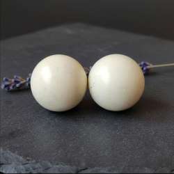 Vintage 2 Pcs Cream Bakelite Balls