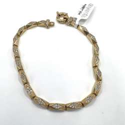 Elegant 14K yellow gold bracelet with rectangular zircon stones, refined & style