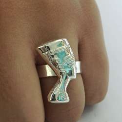 Elegant handmade Nefertiti ring silver-plated and rich in Pharaonic charm