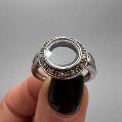 Vintage Sterling Silver 925 Ring Size White Stone Accents – Marked ,7.5 US