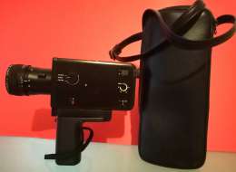 Beautiful Vintage Design -Braun Nizo S 2. Super 8 Movie Camera & Original Case//