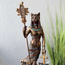 Bastet Egyptian Cat Goddess Statue Figure Bronze Finish Mythology Gift Box Decor