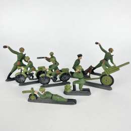 Set 10 Soldiers Vintage Soviet Iron Tin Toy Red Army Military WW2 USSR Painted