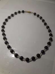 Jewelry Necklace Women Fashion Pendant Beads White/Black Cute Gifts