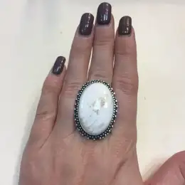 Vintage Elegant ring with Natural agate stone in 925 sterling silver size 8.5