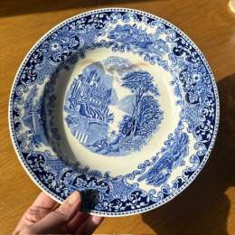 Vintage Dutch Maastricht deep dinner plate Cambridge Old England Royal pottery