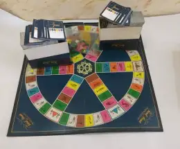 Vintage Original 1984 Trivial Pursuit Master Game Toys Board Cards Genus Edition