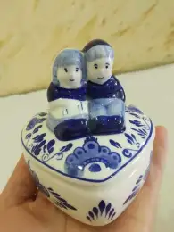 Mini Vintage Box Porcelain Hand Trinket Heart Boy Girl Decorative Small Signed