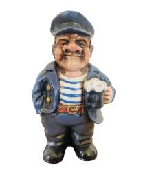 vintage Ceramic sailor statue from England, weight 585 grams, length 28 cm