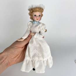 Collectible Vintage Porcelain Doll Ladies of the Era in Box Magazine about Dolls