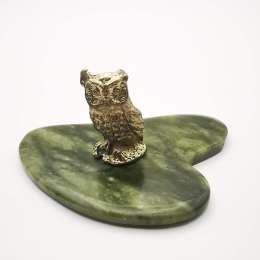 Vintage Beautiful Handmade Owl Figurine in Jade and Brass 91g
