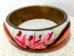 Animal Bovine Bone Colorful Abstract Inlay Brass Vintage Women Bangle Bracelet