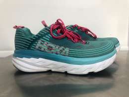 Men's Sports Boot. Bond. Distinctive Green Color. Comfortable . Beautiful. Viet