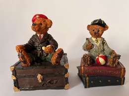 Two Regency Fine Arts Bears Set on Box & Books, Hand Painted, No 862/4000,705/6