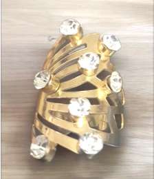 Women Gold Plated Ring With Imitation Gemstones For Lovers Of Distinction Size 8