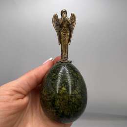 Vintage Green Serpentine Marble Gemstone Easter Egg Brass Angel Desk Souvenir