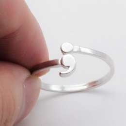 Simple Fashion Inspiration Ring Creative Semicolon Design Women Men Wave Ring