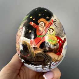 Vintage Hand Painted Wooden Wood Lacquer Figure Egg Marked Ukraine Souvenir