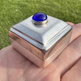 Sheffield Vintage Miniature Trinket Jewelry Box Silver Plated Glass Cabochon
