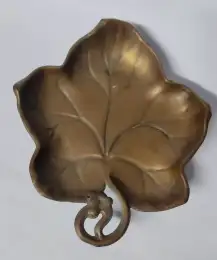 Vintage Fruit Plate Brass Leaf Shape Table Decorative Bowl Food Tray Serving