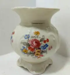Vintage German Porcelain Vase Bavaria Elfenbein Porzellan Trim Beige Very Nice