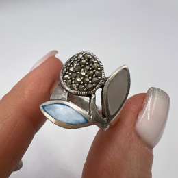 Vintage Sterling Silver 925 Women's Jewelry Ring Nacre Pearl Marcasites Size 6.5