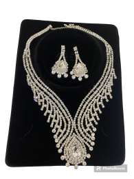 Necklaces Earring Accessories Crystal Stones Party stylish