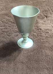 VINTAGE REED & BARTON PEWTER P231 Elegant Decorative Cup – Classic Craftsmanship