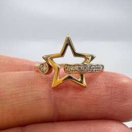 New 14K Solid Gold Women’s Ring Star Design Cubic Zirconia Italy 2.4g Size 8