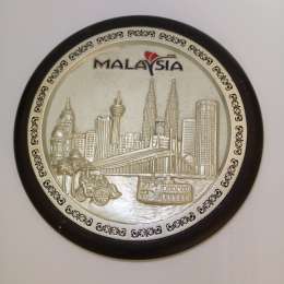 Malaysia Souvenir Kuala Lumpur Petronas Twin Towers KL Tower Metal Plastic Decor