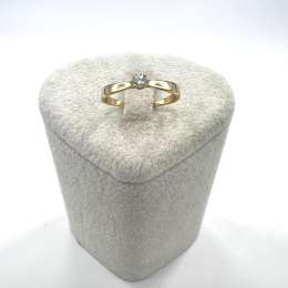 14K Gold Solitaire Ring with Sparkling Zircon Stone, Elegant and Timeless.