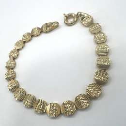 14K Yellow Gold Bracelet – elegant circle design, soft and beautifully crafted.