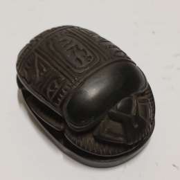 Antique style Egypt scarab finely carved with distinctive hieroglyph inscription