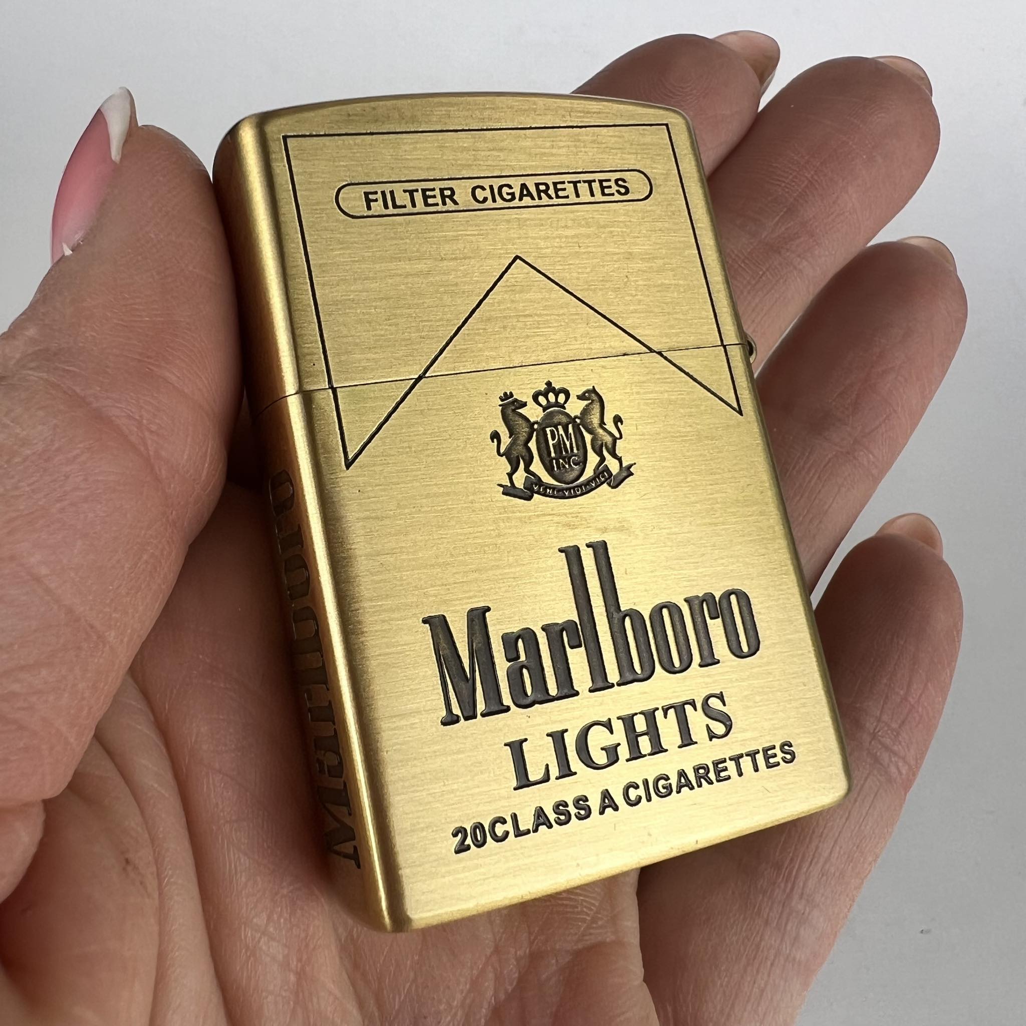 what cigarettes do they smoke in peaky blinders Hand-carved Retro Metal Cigarette Case for 14 Cigarettes Portable Peaky  Blinders Shelby Same Style Cigarette Box Smoking Tools