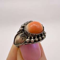 Vintage Sterling Silver 925 Women's Jewelry Ring Natural Momo Coral Size 6.5