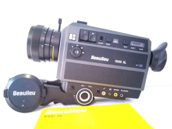 Vintage Design. Beaulieu 1008 XL macro. Super 8 Movie Camera /