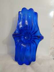 Beautiful handcrafted indigo blue Murano glass in the shape of open palms, Itali