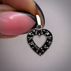Vintage Sterling Silver 925 Women's Jewelry Pendant Heart Bohemian Garnets