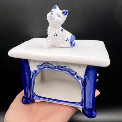 Souvenir Figure Statue Kitty Cat on the Table Hand Painted GZHEL Cobalt Ceramic