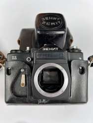 Vintage Soviet Film Camera ZENITH 11 Collectible with Leather Case