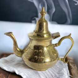 Vintage Solid Brass Teapot Engraved Kettle Decorative Handle & Pot Handmade