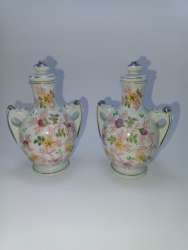 Porcelain vase with flowers made in Japan original white colour Original vase