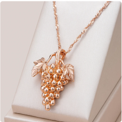 Kienl-Shiny Big Grape Pendant Necklace for Women, Unique 585 Rose Gold Color